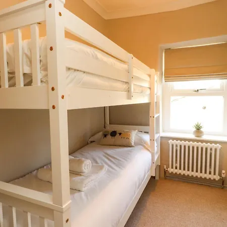 The Cobbles * Skipton